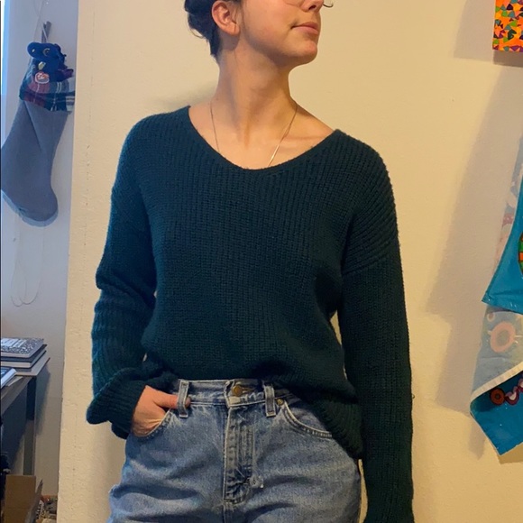 Slytherin Green Sweater - Picture 3 of 5